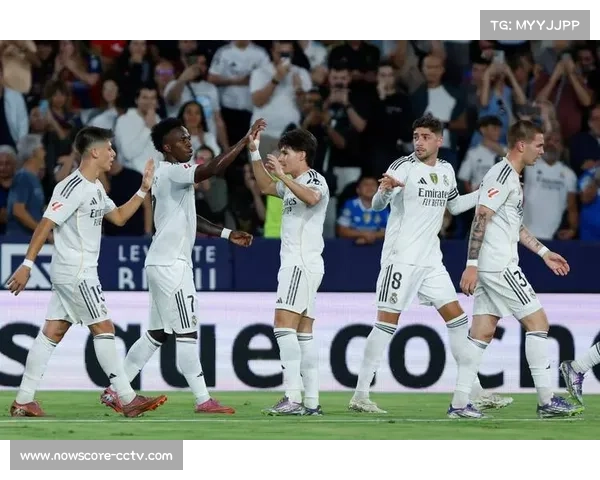 西甲：瓦伦西亚1-0小胜莱万特，皇马旧将杜罗制胜